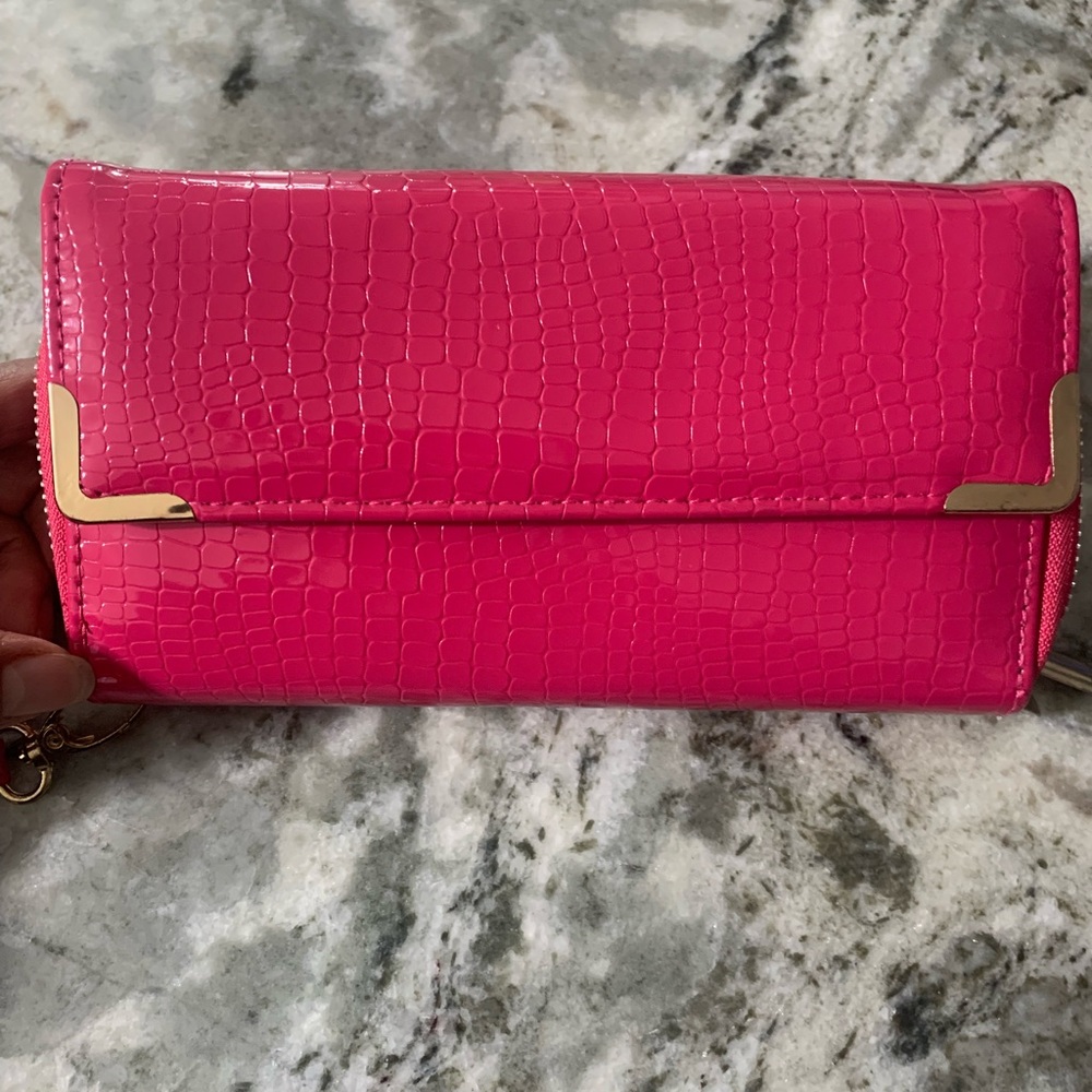 NEW PINK Wallet